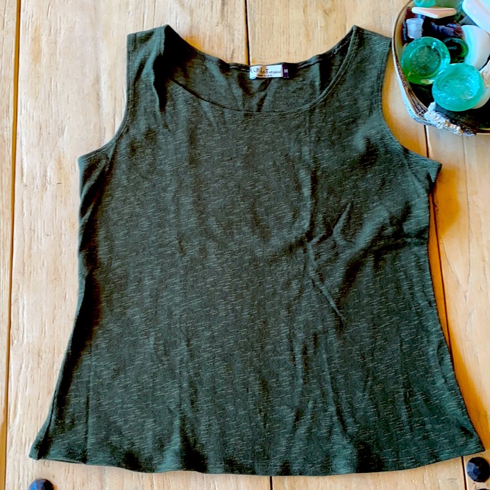 Green tank top NWOT!